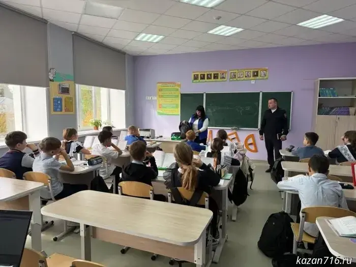 In Agryz, schoolchildren were reminded about road safety rules.