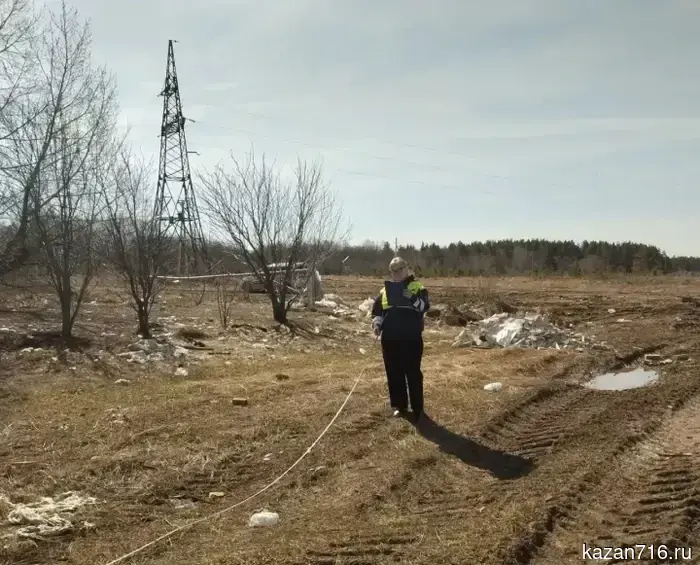 В Менделеевском районе при контроле прибрежных зон обнаружены свалки отходов.