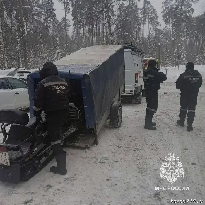 Спасатели обнаружили в лесу на Лебяжьем пожилую лыжницу, которая страдает болезнью Альцгеймера.