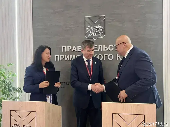 Tatarstan at the EEF‑2025: agreements on the sidelines of the forum, invitations to Kazan, Putin’s remarks