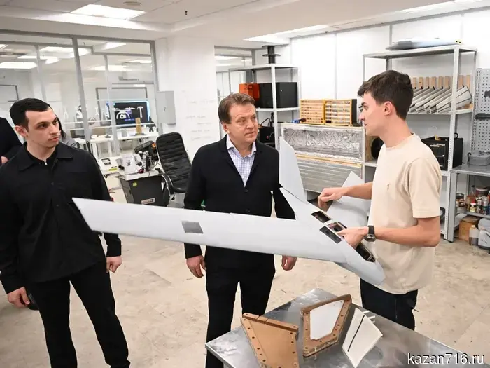 И. Метшин: «Молодые люди становятся инженерами – это перспективы авиастроения».