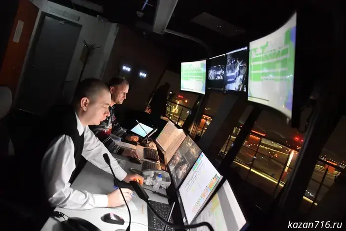 Из-за снегопада четыре самолета не смогли выполнить посадку в Казани.