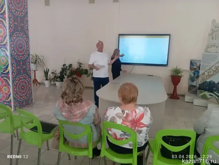 В Нурлате серебряные волонтеры Центра долголетия провели экскурсию с внуками.