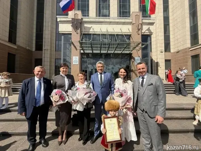 «Авыл денс» завоевывает Татарстан: коллектив из Больших Кайбиц получил стипендию Раиса РТ.