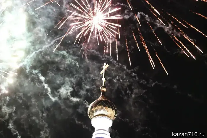 В России было объявлено пасхальное перемирие с 11 по 12 апреля.