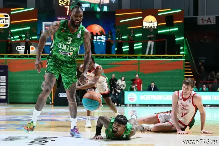 UNICS beat Lokomotiv-Kuban and extended its winning streak to five games to open the season.