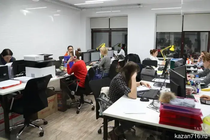 An employee should be paid more for performing the duties of a colleague — a lawyer.