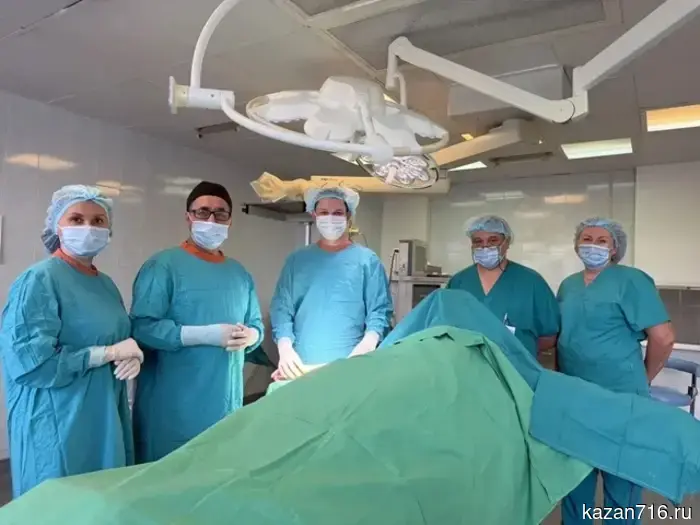 Oncologists in Tatarstan removed a giant cell tumor from a patient's arm and installed a 3D implant.