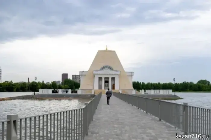 The chairman of the Republic of Tatarstan Committee for the Protection of Cultural Heritage commented on the flooding of the approaches to the memorial church on the Kazanka River.