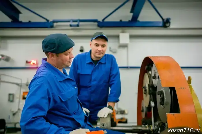 Казанский вертолет «Ансат», произведенный в рамках импортозамещения, готовится к процессу сертификации.