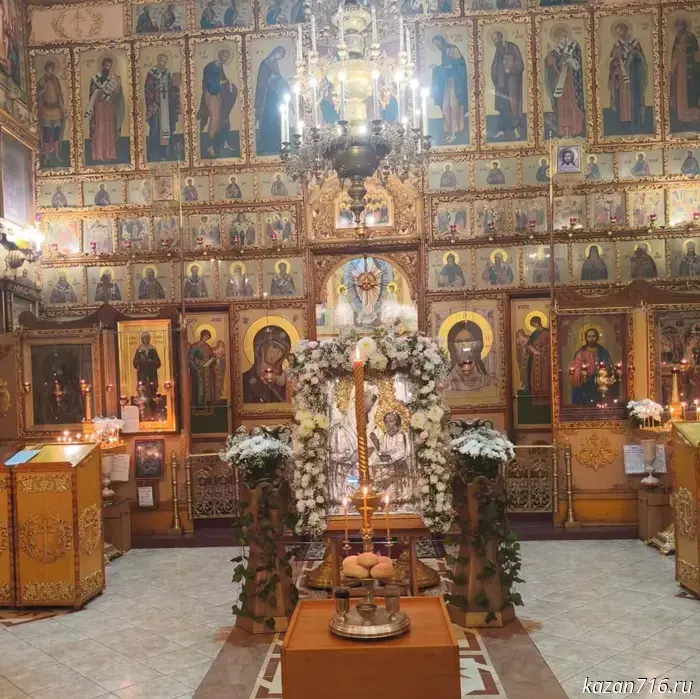 In the Leninogorsk deanery the Icon of the Queen of Heaven — "Skoroposlushnitsa" — was prayerfully venerated.