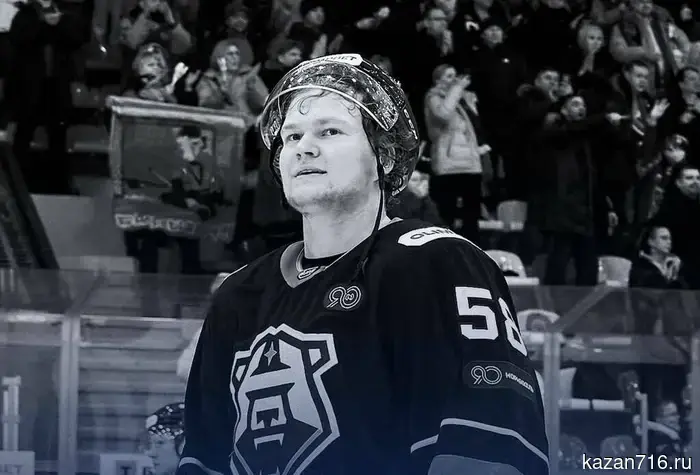 A 21-year-old VHL hockey player tragically died in Bashkortostan.