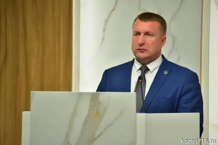 «Местные власти становятся формальными почтовыми ящиками»: Челны остались без жилищного надзора.