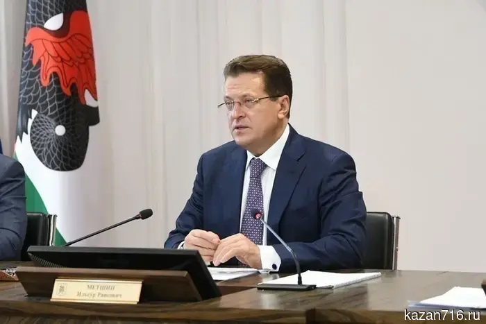 The mayor of Kazan, Ilsur Metshin, is celebrating his 57th birthday.