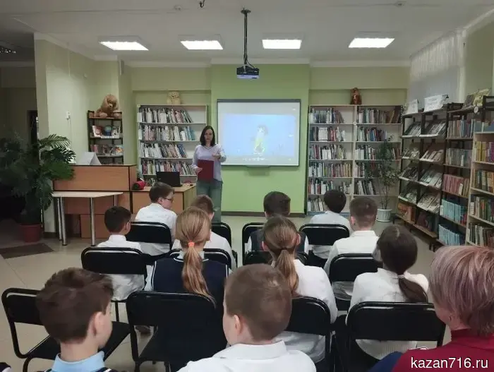 «Цифровой ликбез» в библиотеке: ученикам объяснили основы безопасности в интернете.