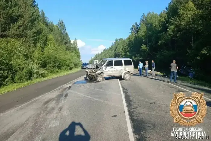 Five people died in a terrible car accident involving a "Patriot" and a "Largus" in Bashkiria.