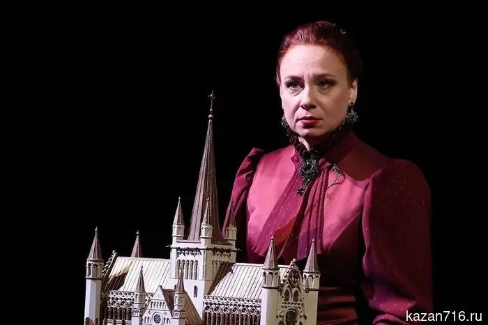 Александр Славутский: «В настоящее время в театральной среде происходит нечто вроде небольшой вакханалии».