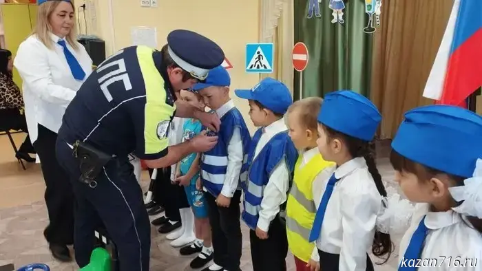 Young inspectors from Zainsk have joined the ranks of the Young Traffic Inspectors.