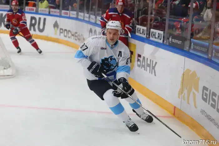 Shipachyov set a KHL record by reaching 1,000 points in the KHL.