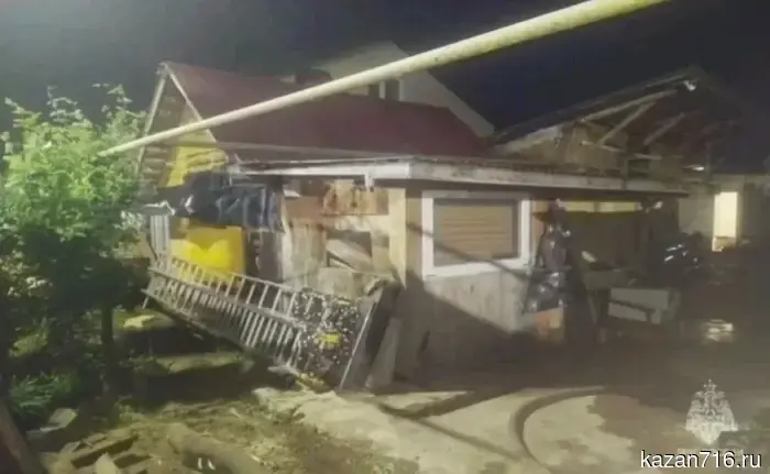 В Казани в результате пожара в бане пострадал мужчина.