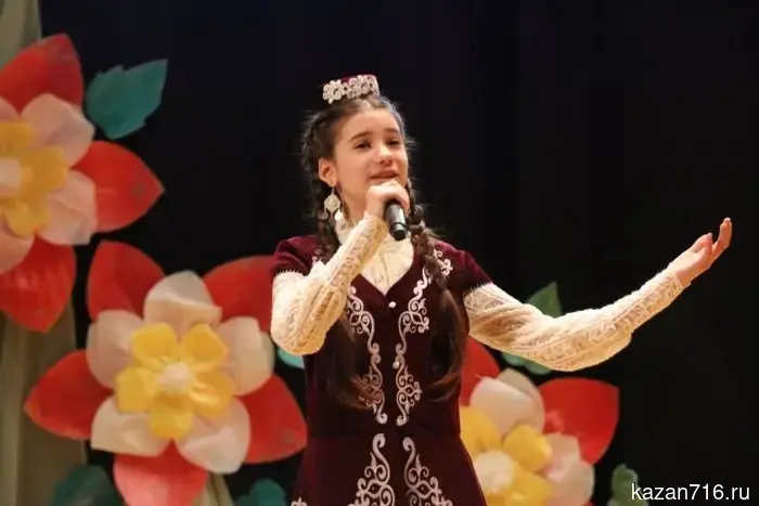 The poetry of Tukay is without borders.