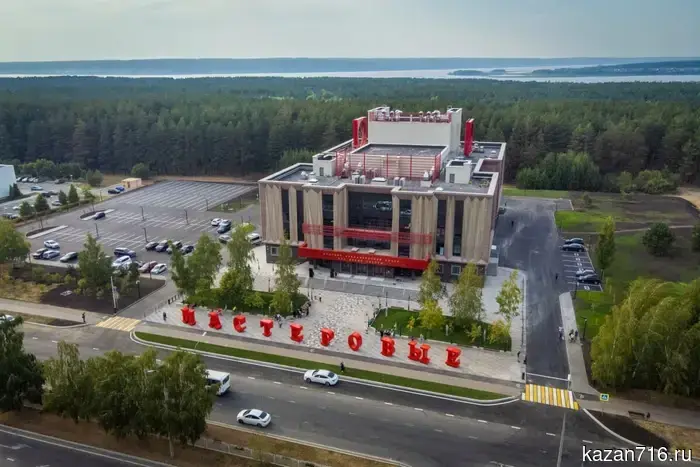 В Челнах стартовал III Фестиваль национальных театров России.