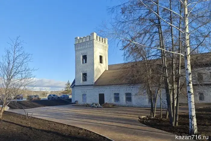 In Mendeleevsk, the historical Ushkov office, which burned down in 1991, is being revived.