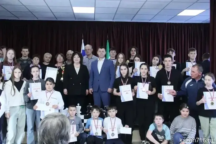 В Аксубаево состоялся Хl Ежегодный шахматный турнир, посвященный памяти Виталия Гайнулловича Тимирясова.