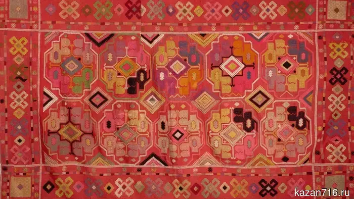 An exhibition dedicated to traditional Tatar weaving will open in Kazan.