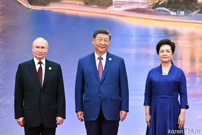 Putin arrived at the SCO summit venue in China.