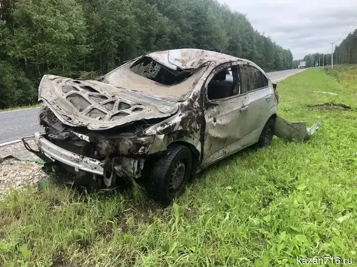 Башня из чак-чака весом свыше 4,5 тонны установила новый рекорд в Казани.