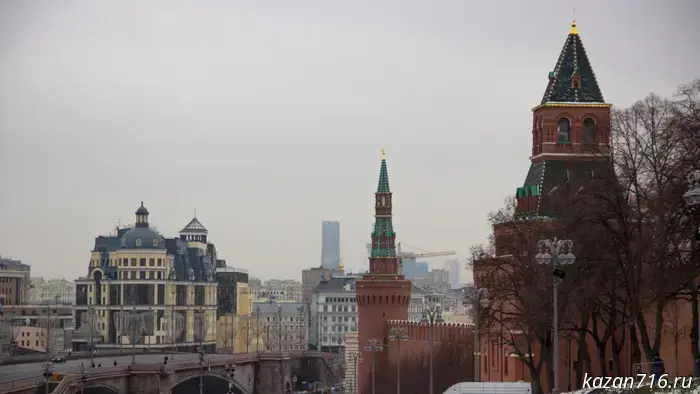 Власти сталкиваются с проблемой социального недовольства, вызванного снижением доходов граждан России.