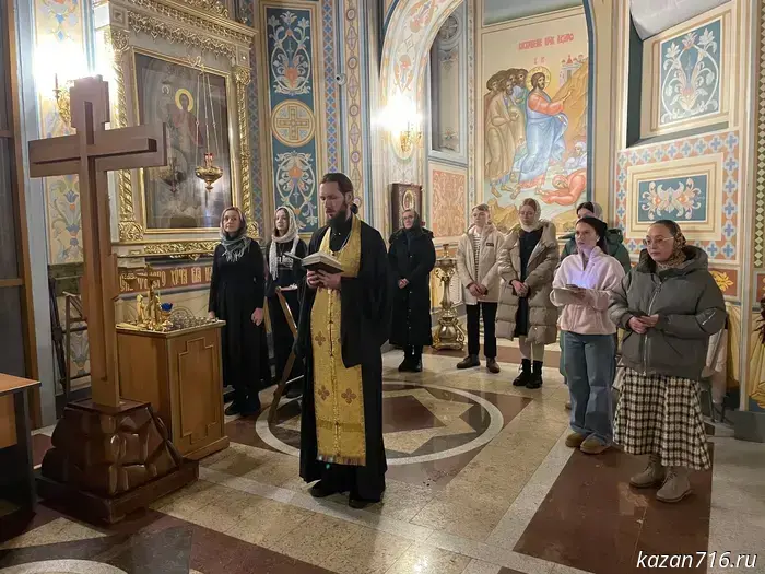 Preparations for the celebration of the Nativity of Christ continue.