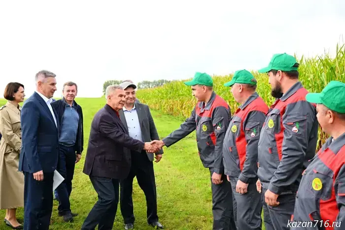 Rustam Minnikhanov visited the Aktanysh District.