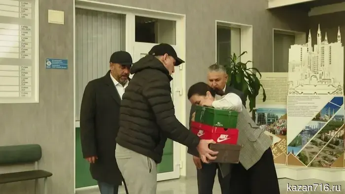 Боец с позывным Чикаго доставит гуманитарный груз и УАЗ из Нижнекамска на СВО.