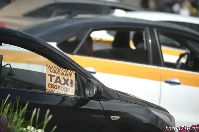 In Kazan, a passenger stabbed a taxi driver with a skewer.