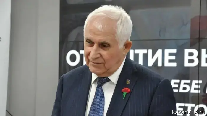 Three exhibitions dedicated to Children's Day opened at the headquarters of "United Russia" in Tatarstan.