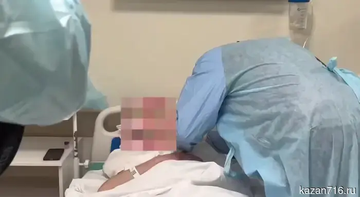 Два человека, пострадавшие на заводе в Нижнекамске, переведены из реанимации в Москву.