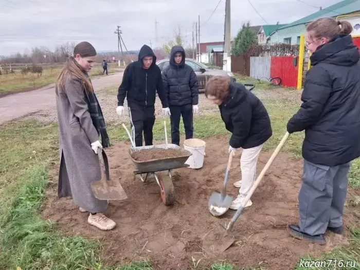 Волонтеры «Добрый Заинск» поддержали семью военнослужащего в ходе благотворительной акции.