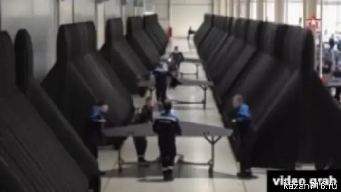 В рекламной кампании "Алабуга Политех" участвовали несовершеннолетние. Это первое официальное подтверждение их вовлечения в сборку ударных дронов.