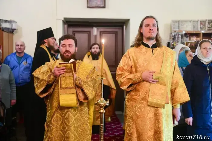 All-night vigil on the eve of the patronal feast