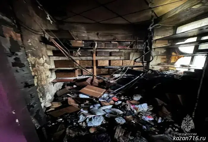 В Казани на Шамиля Усманова произошёл пожар в пункте выдачи заказов.