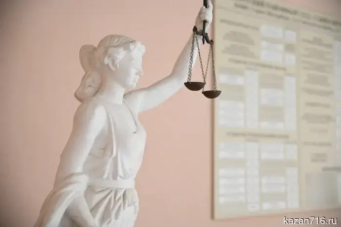 В районе Мамадыш экскаваторщик случайно придавил своего коллегу ковшом.