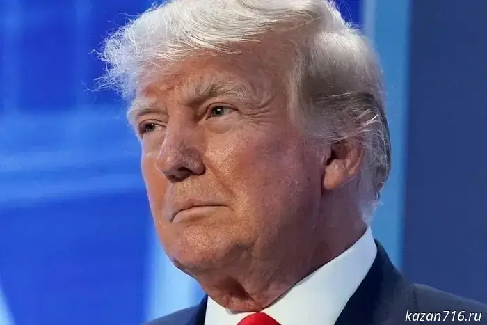 Donald Trump: the airspace over Venezuela is closed.