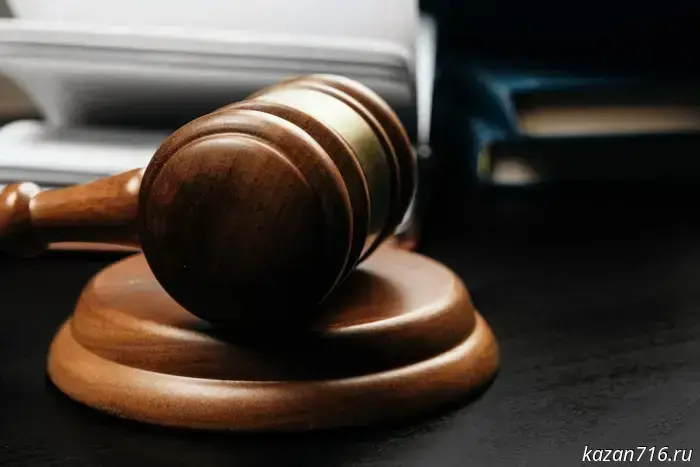 In Nizhnekamsk, a man will stand trial for purchasing 10,000 packs of unmarked tobacco products with the intent to resell them.
