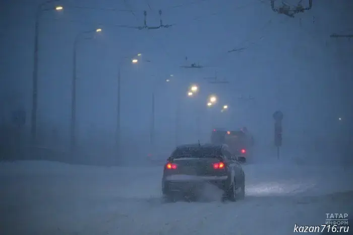 Tatarstan residents are being urged to avoid driving their personal cars during snowfall.
