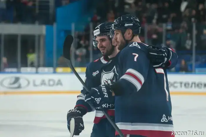 Neftekhimik beat Avangard, coming back from 1–4 during the match.