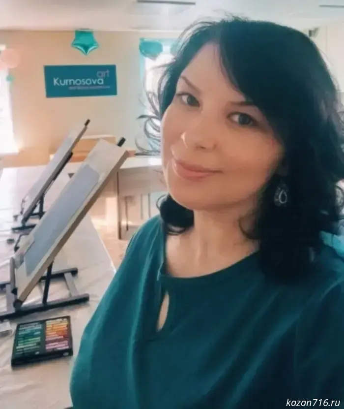 Художница из Заинска Елена Курносова завоевала Казань своим произведением «белоснежная лошадь».