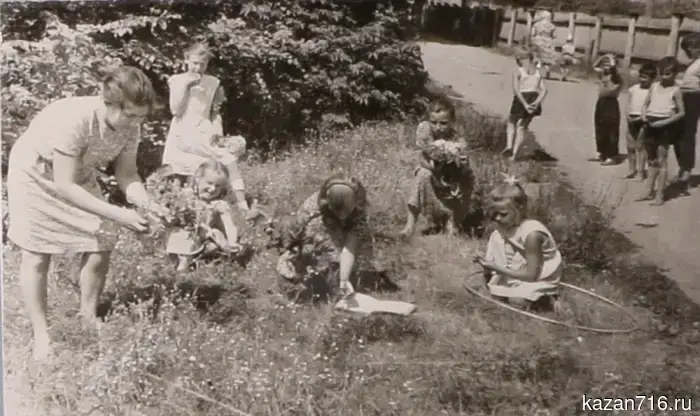 How children rested in Yelabuga in different years was told by archival clippings.