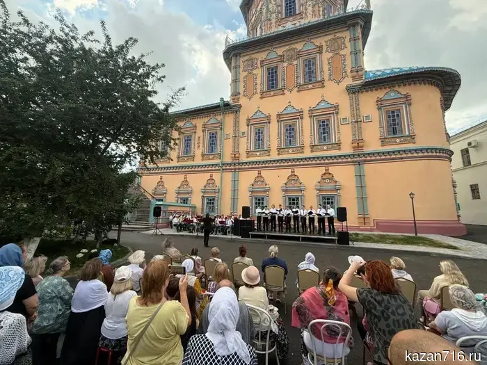 В Казани состоялся музыкальный вечер, посвященный 300-летию Петропавловского собора.
